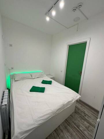 Фото номера Двухместный номер с 1 кроватью и общей ванной комнатой Хостел Like Hostel г. Ярославль 3