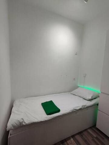 Фото номера Одноместный номер с общей ванной комнатой Хостел Like Hostel г. Ярославль 2