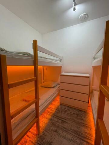 Фото номера Кровать в общем 4-местном номере для мужчин и женщин Хостел Like Hostel г. Ярославль 4