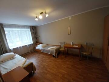 Фото номера Номер эконом с 2 односпальными кроватями Гостиница Турист г. Ярославль 3