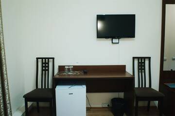 Фото номера Двухместный номер DBL  c диваном Гостиница Космос г. Ярославль 4